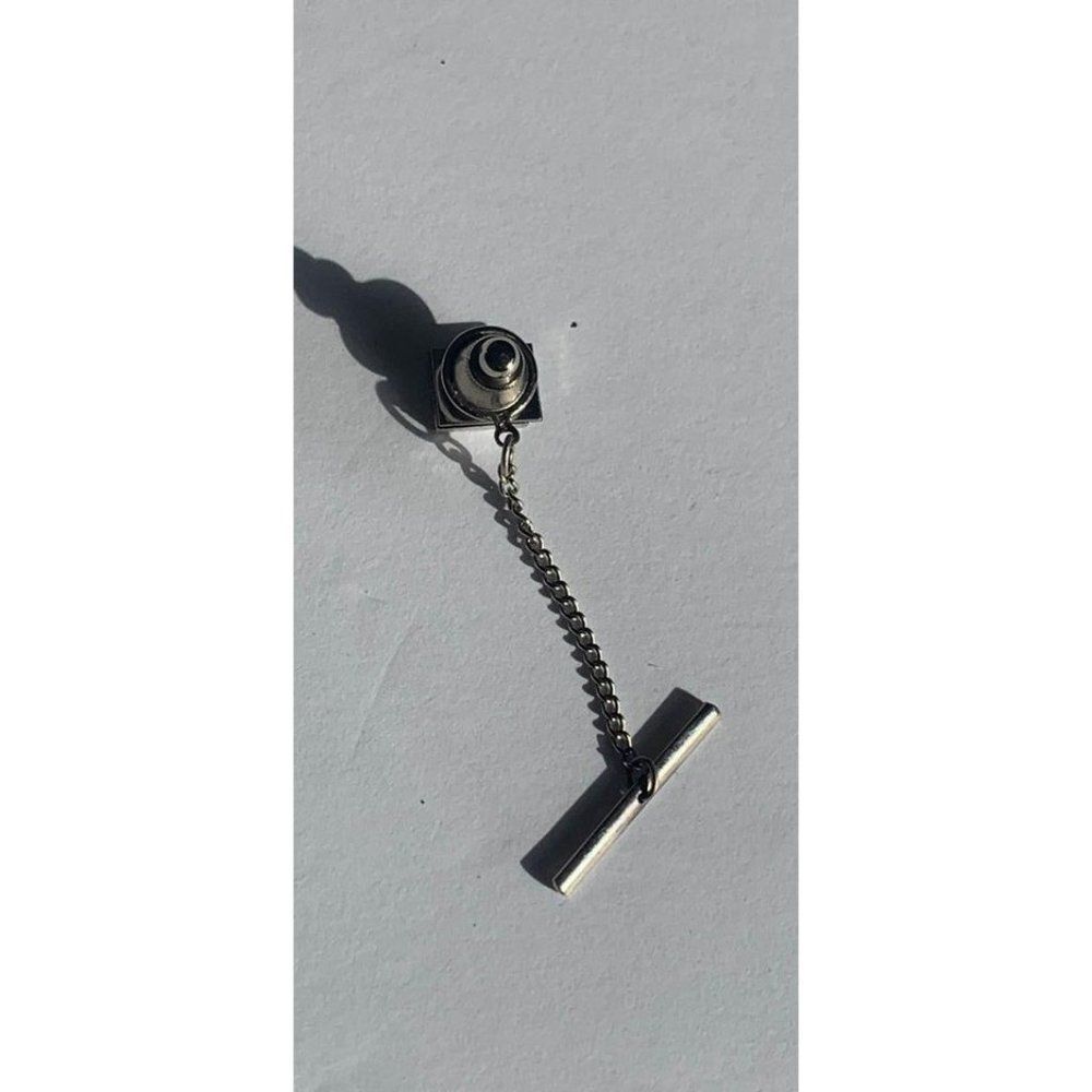 LETTER R Vintage Tie pin chain silver tone stamped JAPAN - Picture 3 of 5